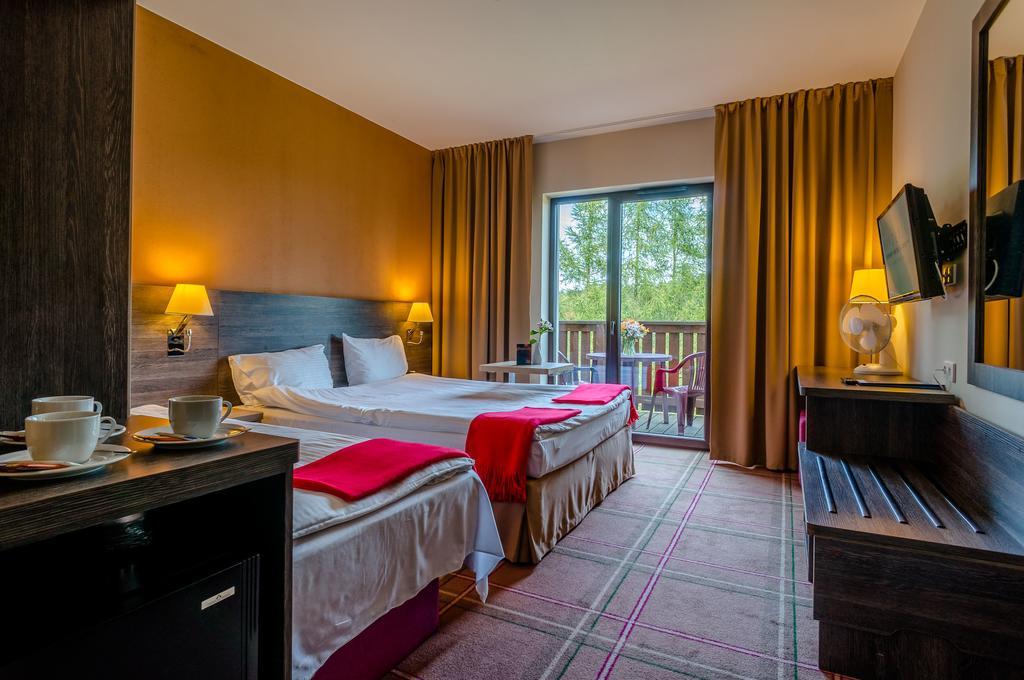 Mikolajki Resort Hotel & Spa Jora Wielka Екстериор снимка